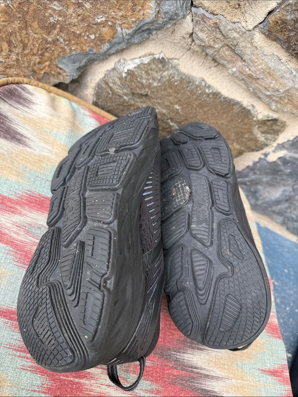 Hoka One One Men's Bondi 7 Sneaker Shoes in Black Size 7